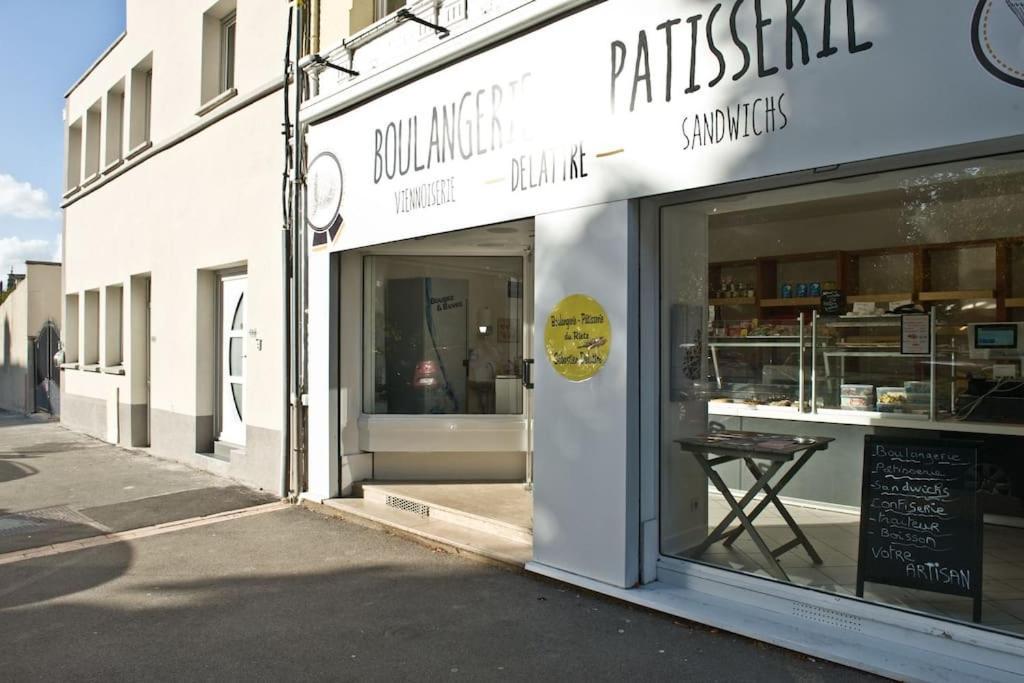 Gite 65 M2 200 M Gare T-G-V 400 M Centre-Ville Grand Parking 250 Places Gratuit Face Au Logement Arras Exterior photo